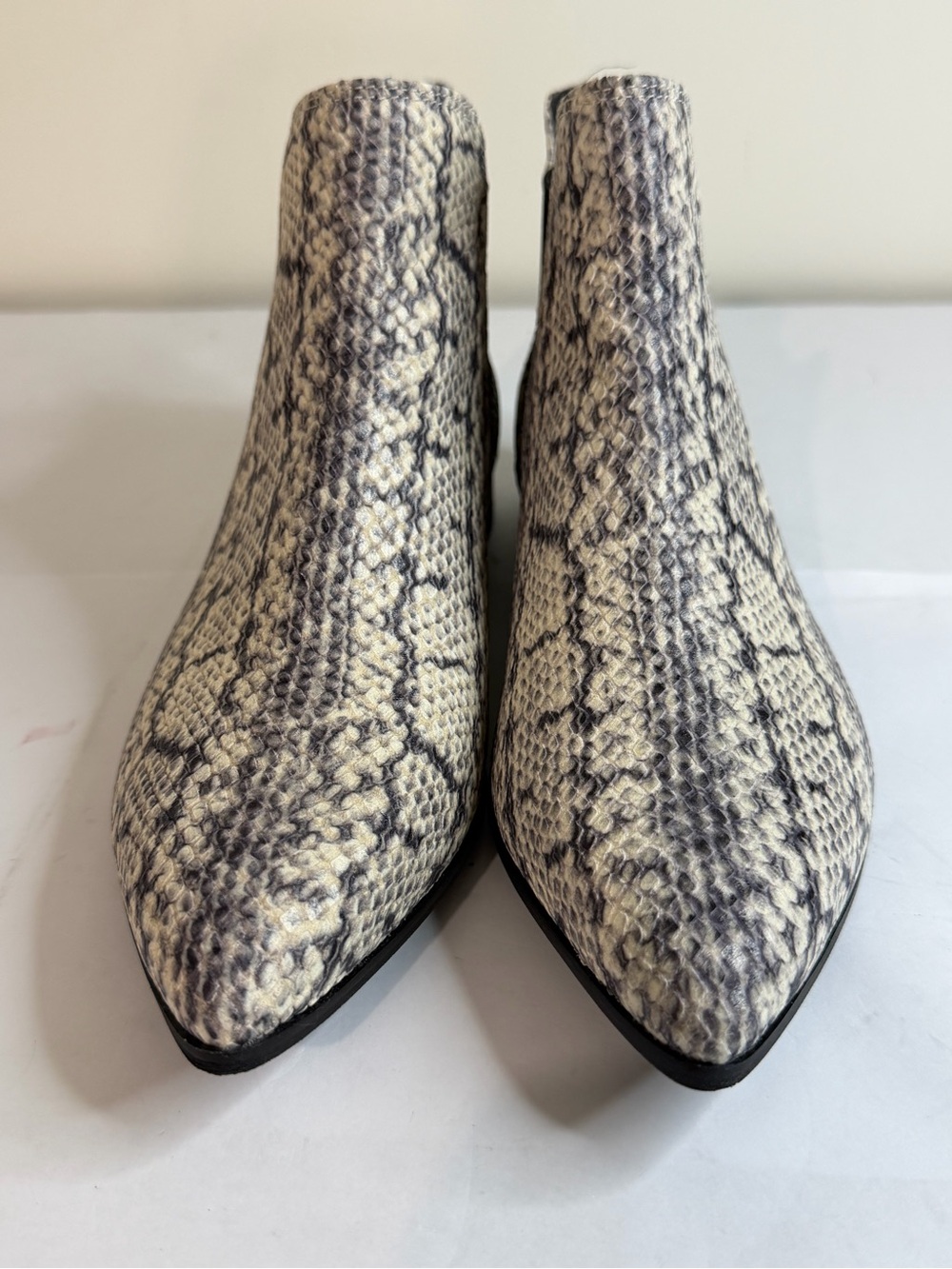 Cole Haan Hara Genuine Leather Ankle Bootie - Size 7.5